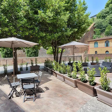 Siena Vip B&B Bed & Breakfast 2*