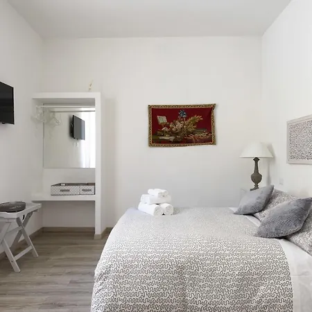 Vip Oda ve Kahvaltı 4*