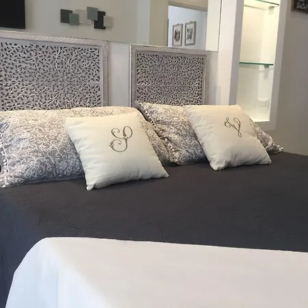 Vip Bed and Breakfast Σιένα