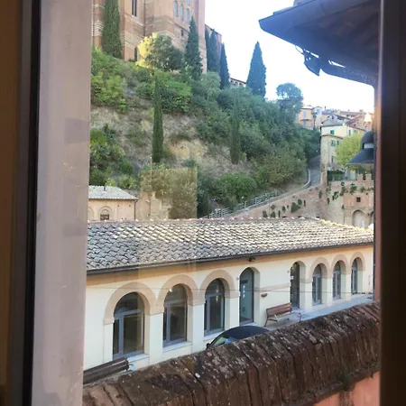 锡耶纳维普住宿加早餐旅馆 锡耶纳